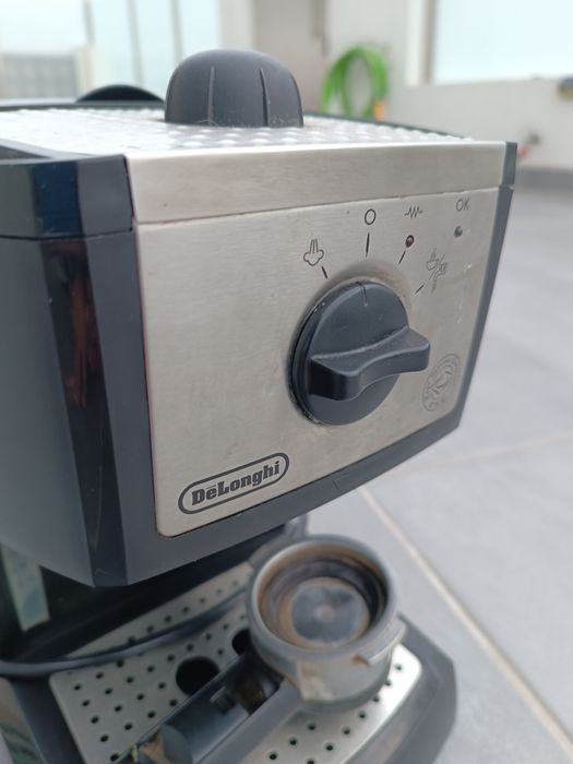 Máquina de Café DeLonghi