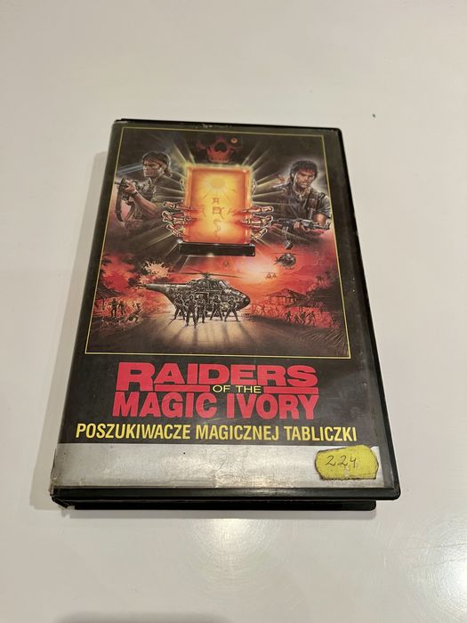 Poszukiwacze magicznej tabliczki kaseta VHS