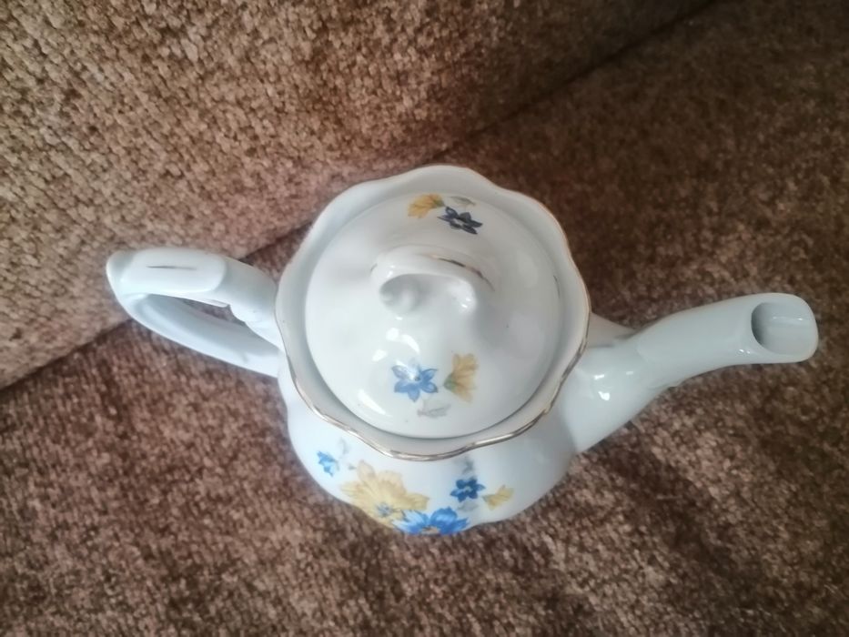 Porcelanowy dzbabek Chodzież