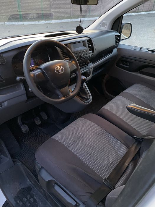 Toyota Proace 2017 рік 2.0 Дизель гарний стан Обмін