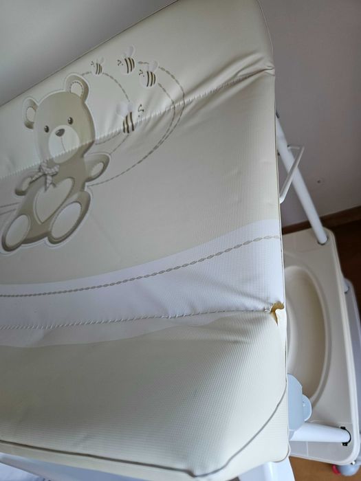 Banheira com Muda-Fralda Brevi