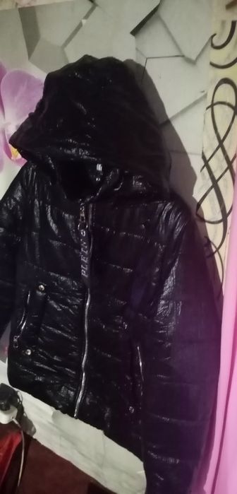 Куртка стильна тепла