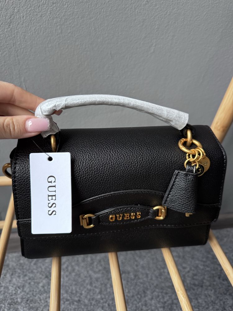 Сумка Guess