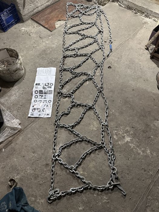 Лацнюги на вантажівку 315/70/22.5