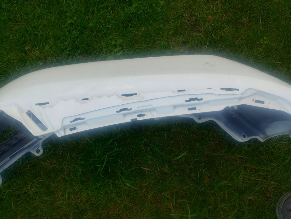 Zderzak przedni Honda Civic XI R