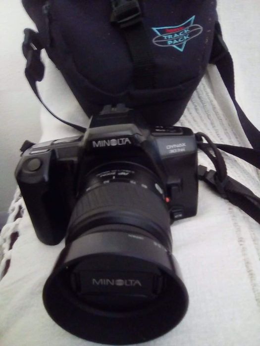 Minolta dynax 303 si