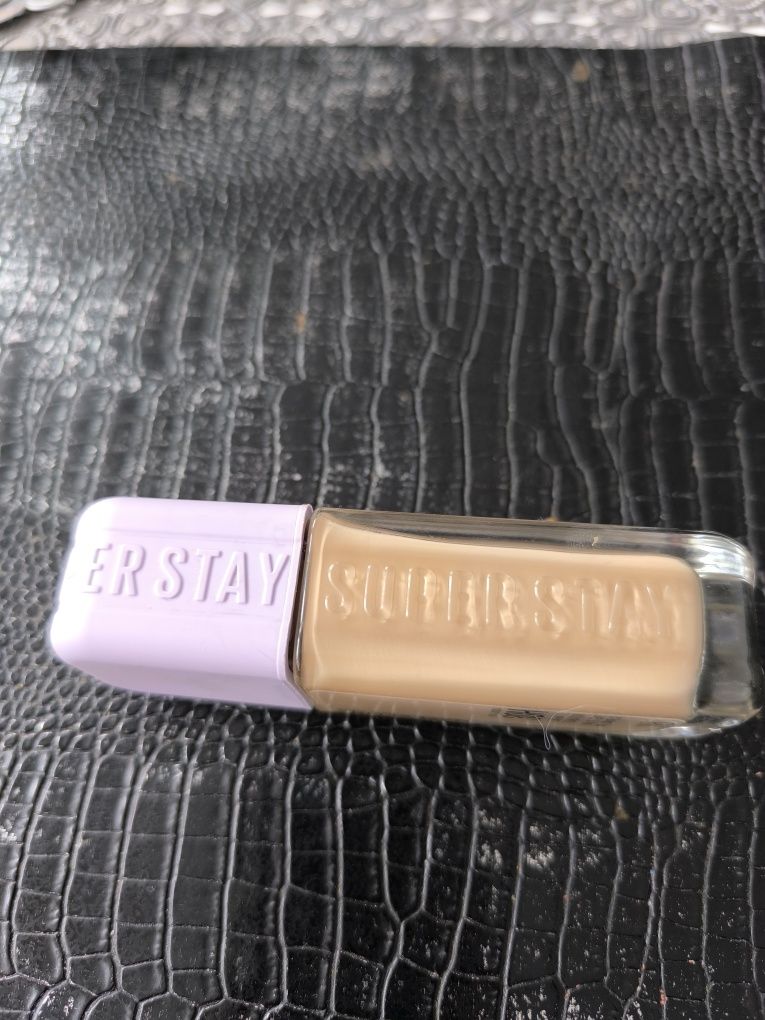 Podkład Maybelline