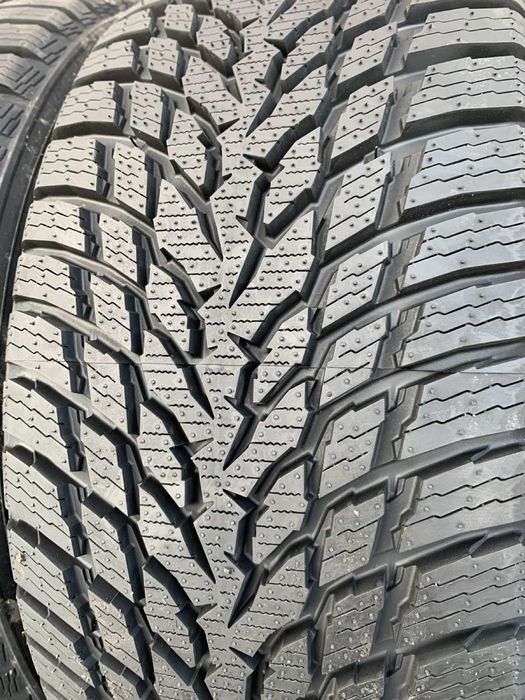 Шини нові 215/55 R16 Nokian 2023p зима