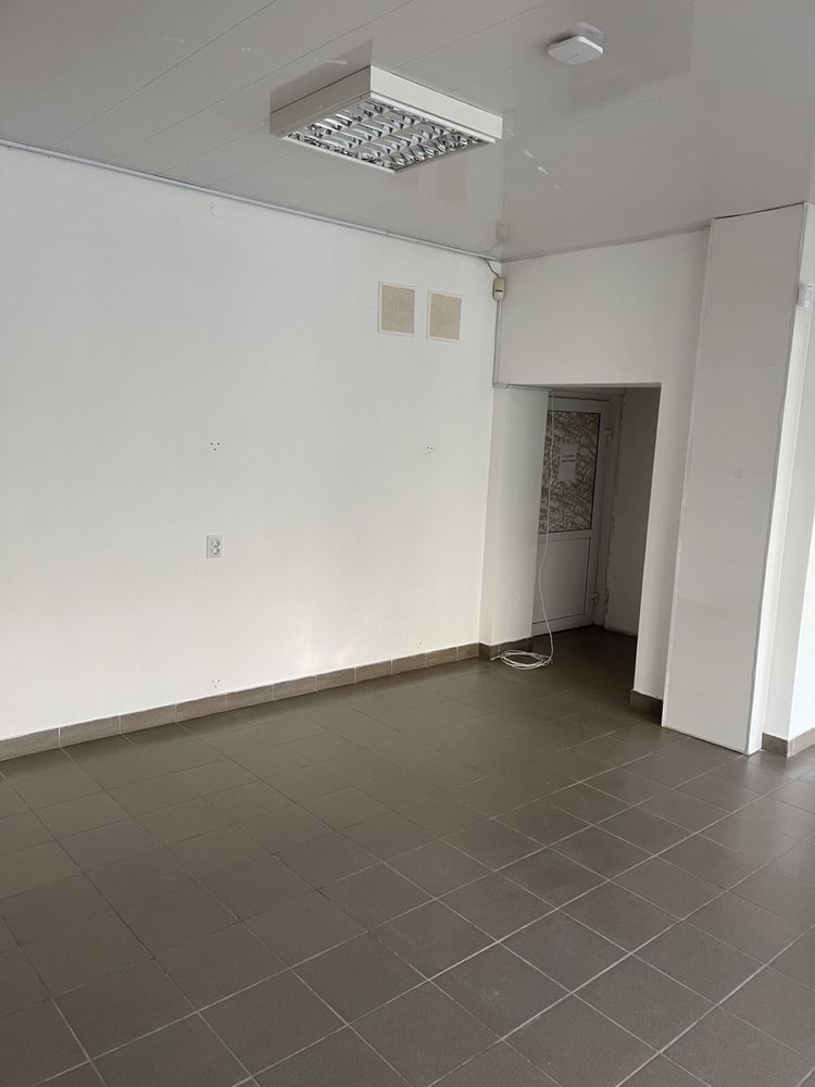 Оренда приміщення 95 м² в центрі Гусятина