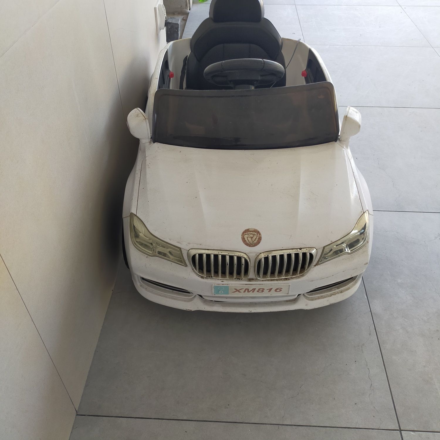 Samochód na akumulator dla dziecka