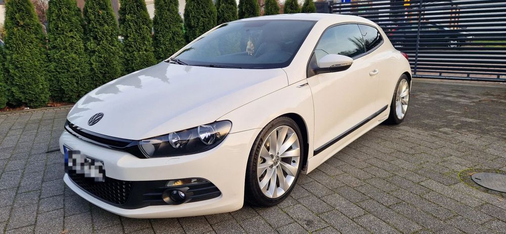 Volkswagen Scirocco 2.0 Turbo R-line dsg Mega stan!!!