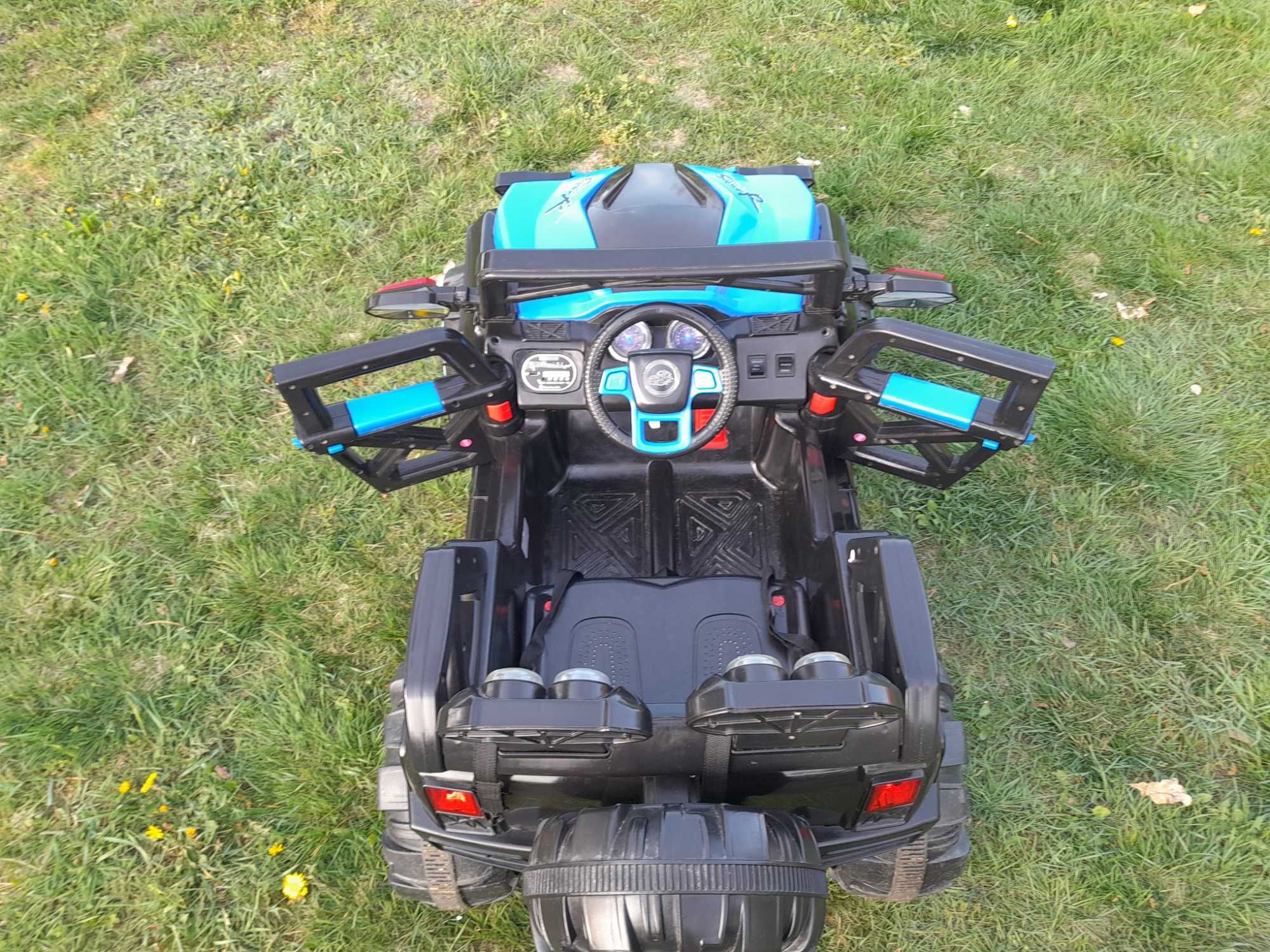 Bdb stan. Pojazd, auto, buggy na akumulator, samochodzik 4x4.