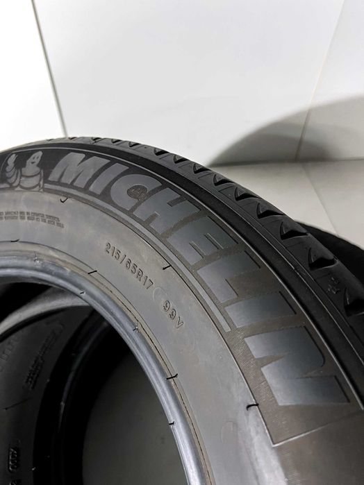 Pneus Michelin Primacy 3 - 215/65/17 - Excelentes