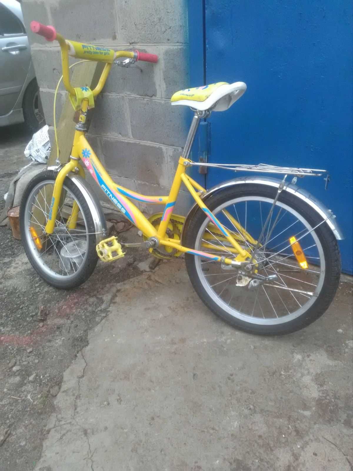 Велосипед для  дівчинки.