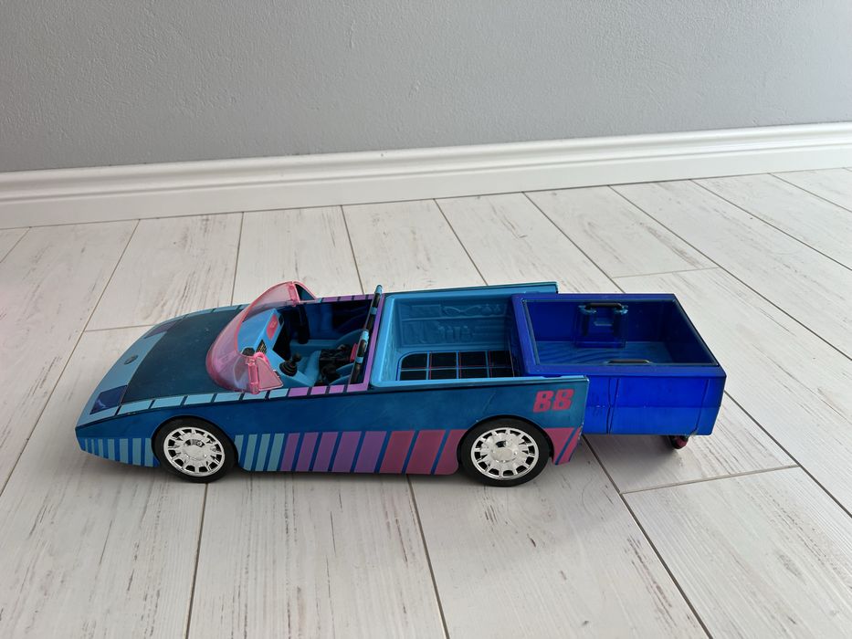 Samochód dla lalki Lol Surprise Omg