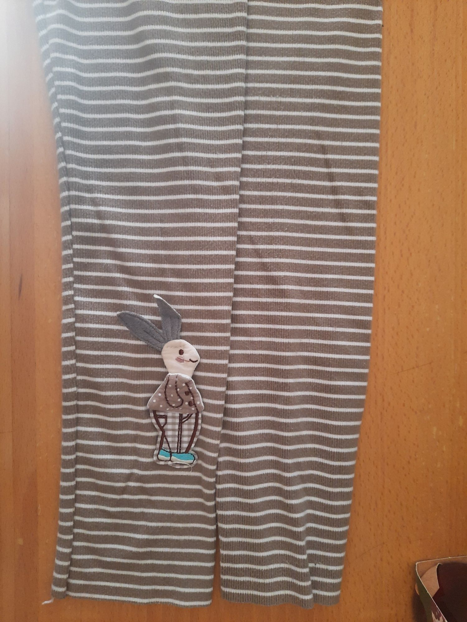 Calças  de menina 10 -12 anos