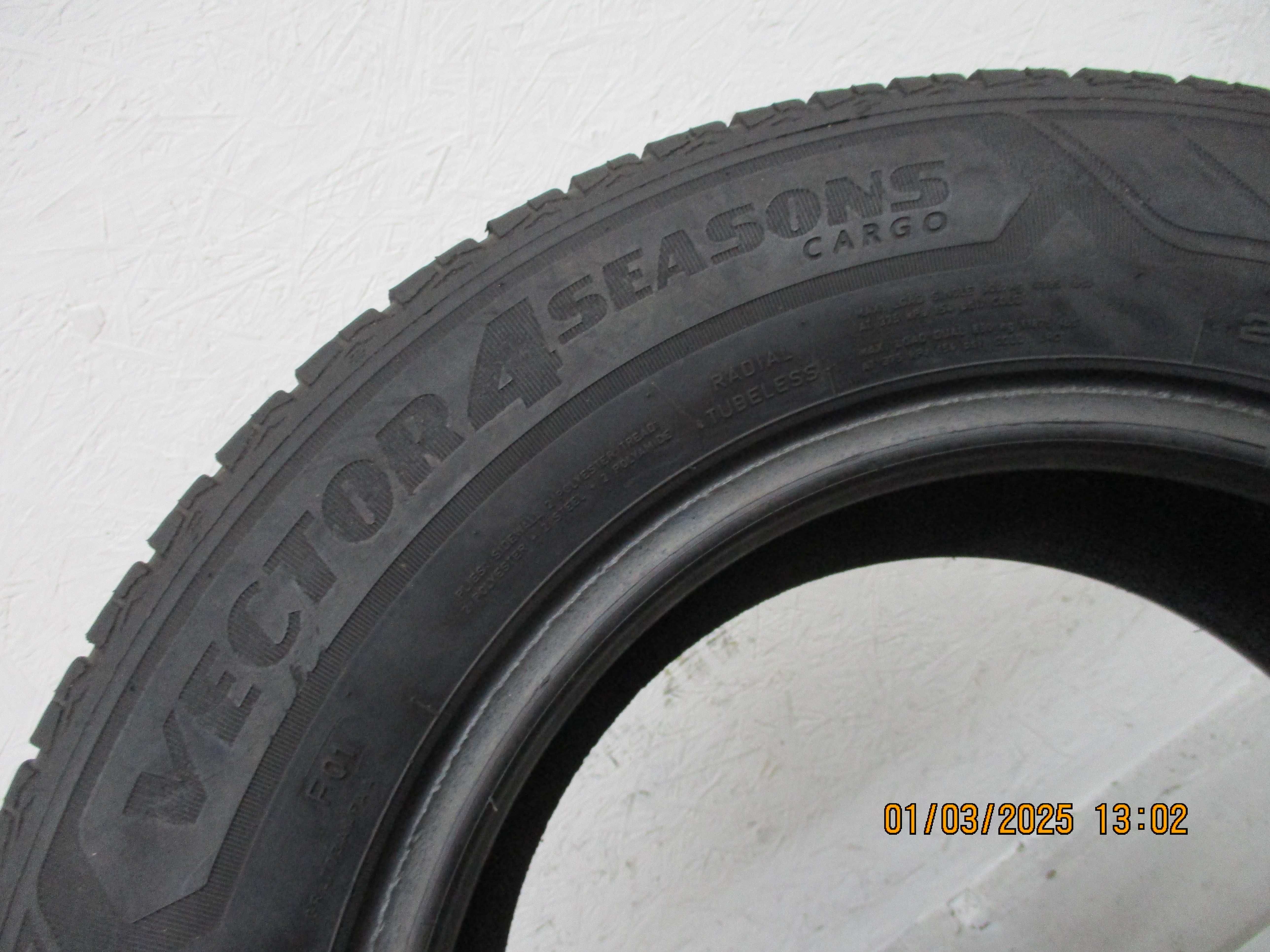 1x 215/65R15C Goodyear Vector 4seasons Cargo 5,8mm 20r.