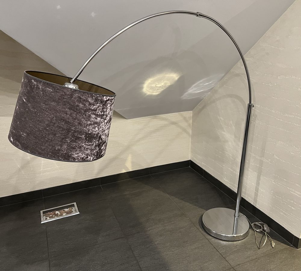 Lampa wolnostojąca