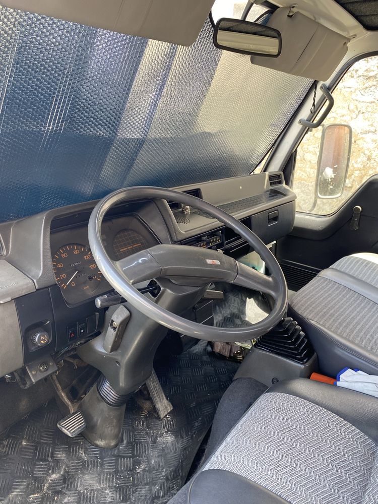 Mitsubishi Canter caixa aberta