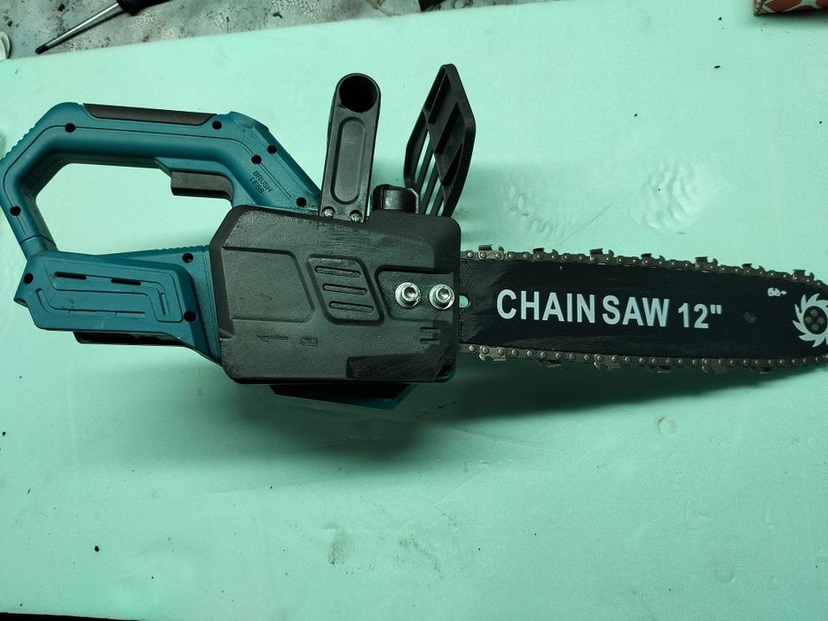 Piła łańcuchowa Makita 18v