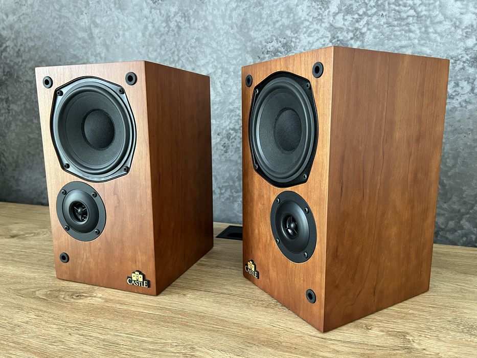 Акустическая система Castle Clifton 2 ( полочники, Англия)