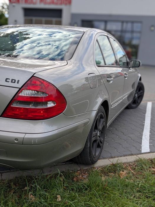 Mercedes Benz W211 2.7DCI