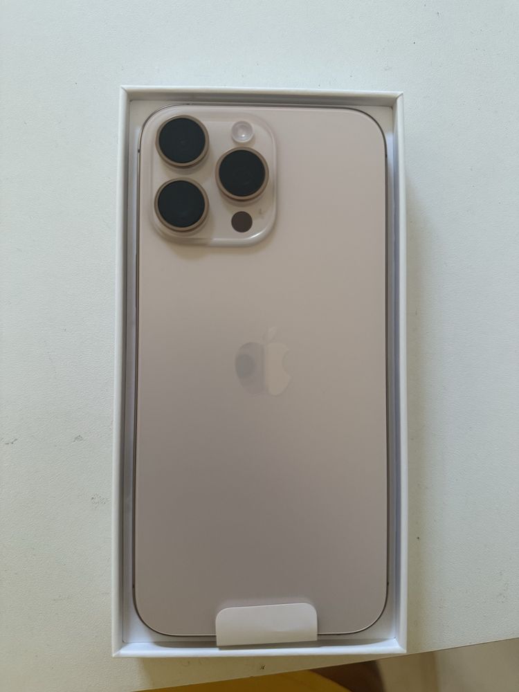 Iphone 16  pro max 256gb novo