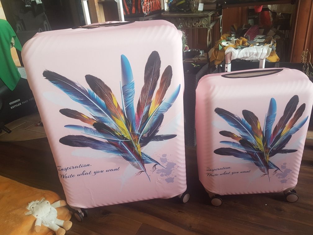 Pokrowiec na walizkę  XL elastyczny NOWY