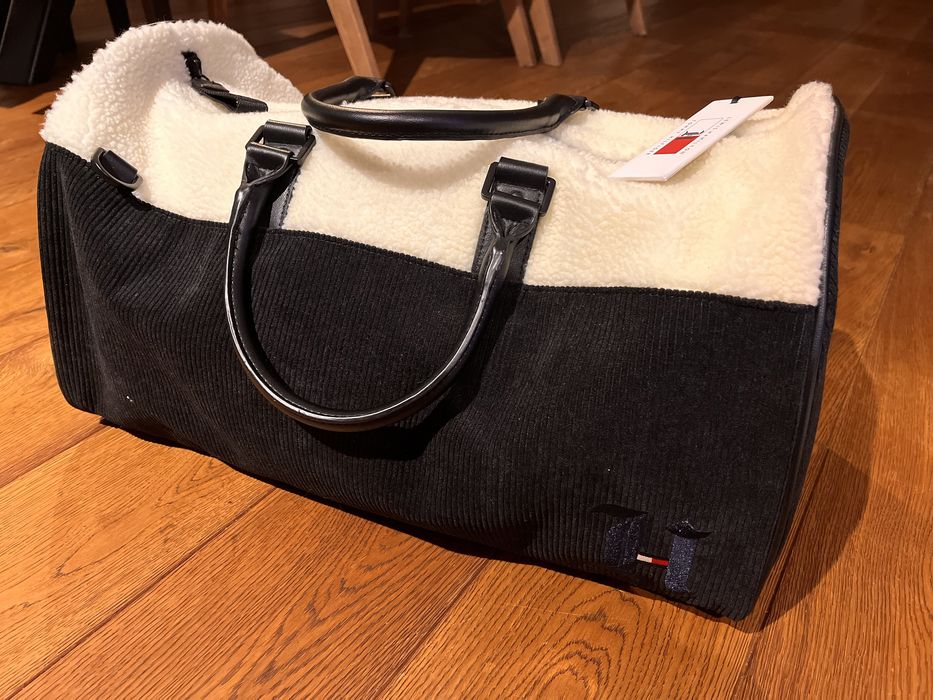 Torba turystyczna HIT Tommy Hilfiger AMOAMO5376BDS LH ALL TERRAIN DU