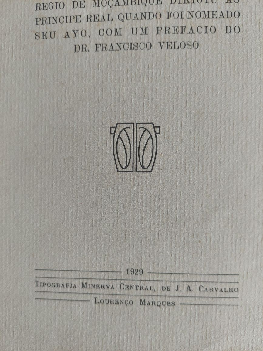 Livro a memoria  Mousinho Albuquerque 1929 Lourenço marques