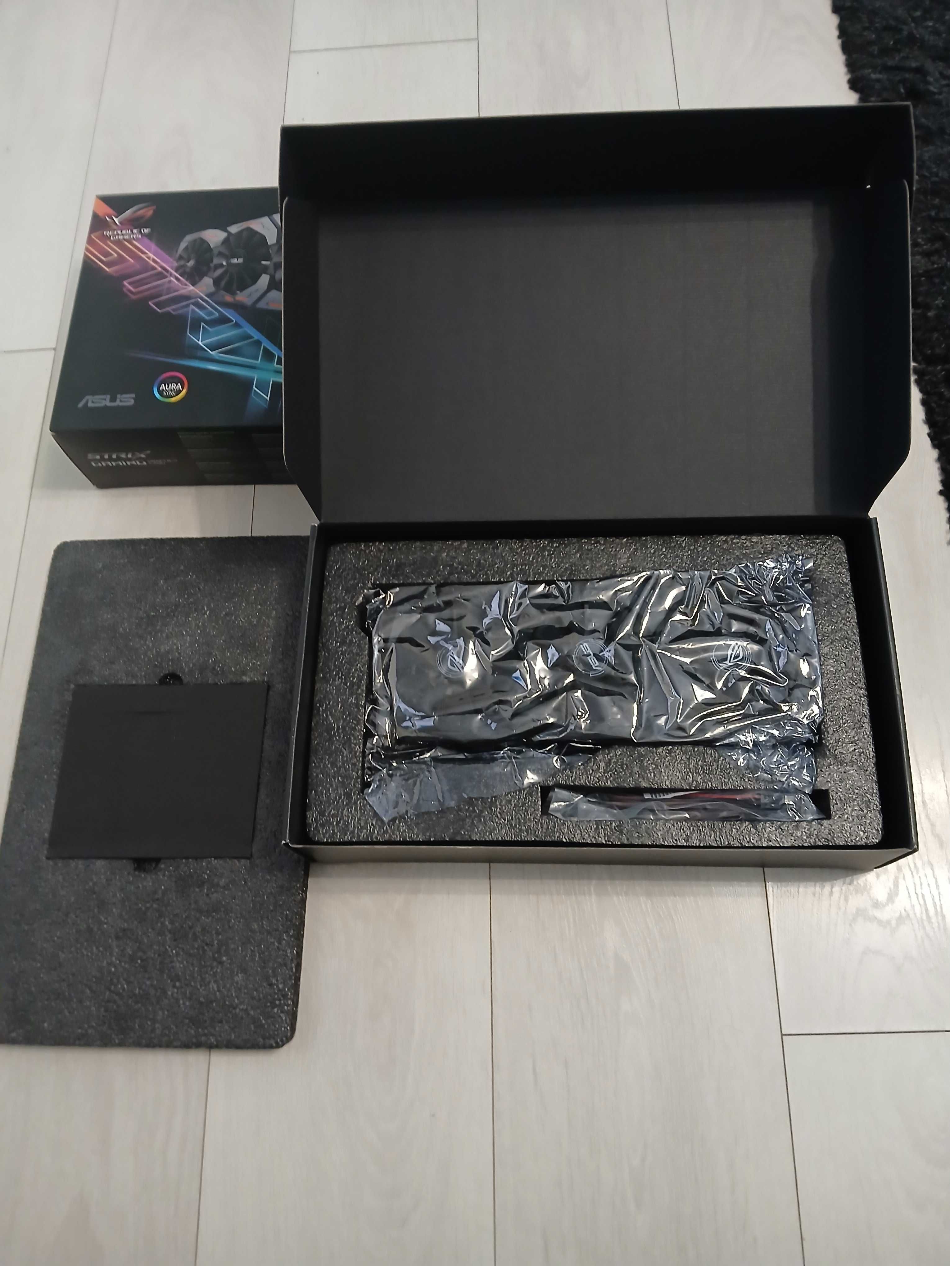 Karta graficzna ASUS ROG STRIX GeForce GTX 1080 Ti 11GB stan idealny.