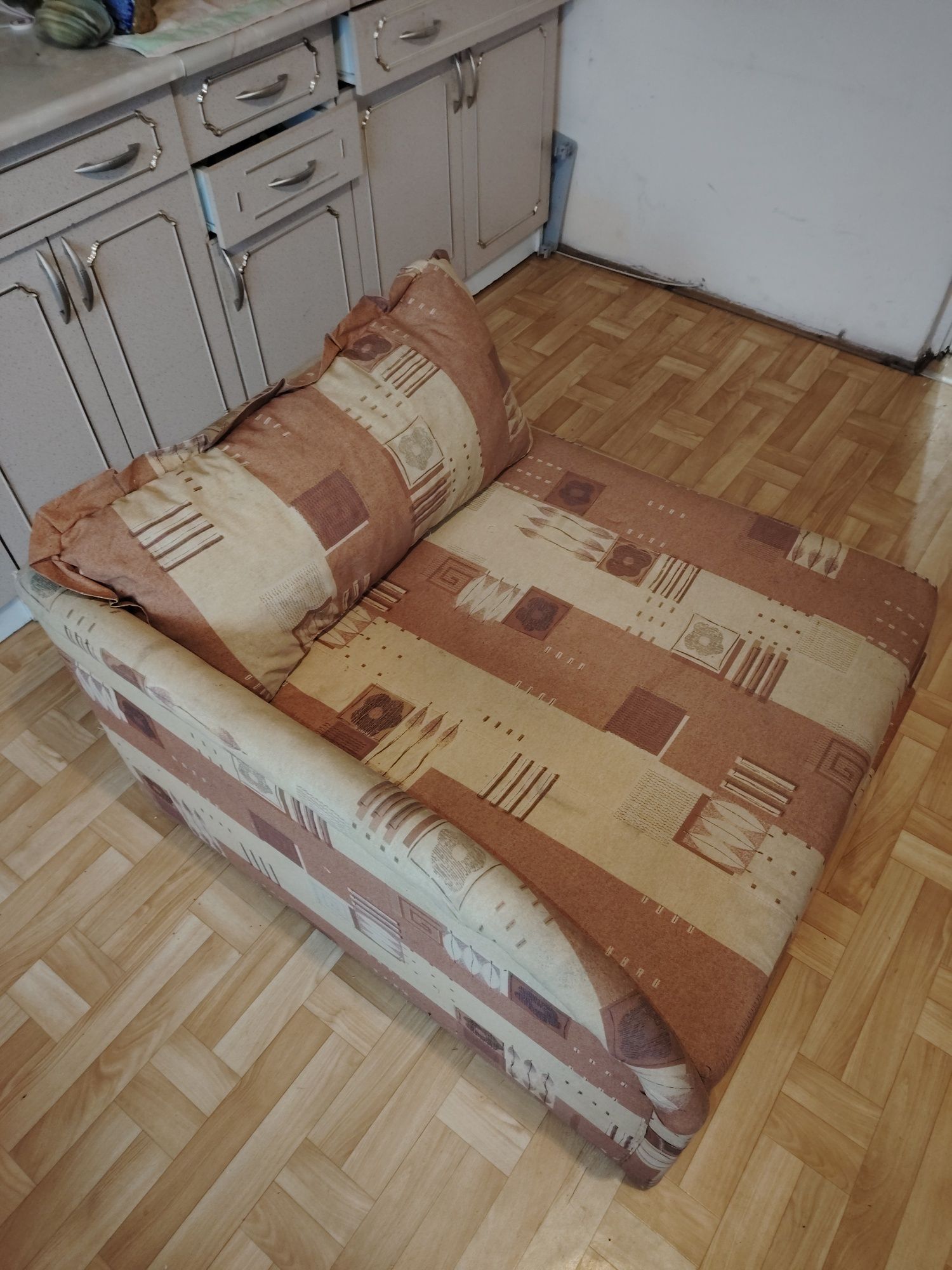 Mały narożnik rozkładany