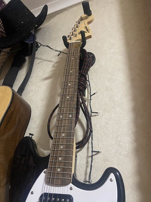 Електрогітара Fender Squier Bullet Mustang