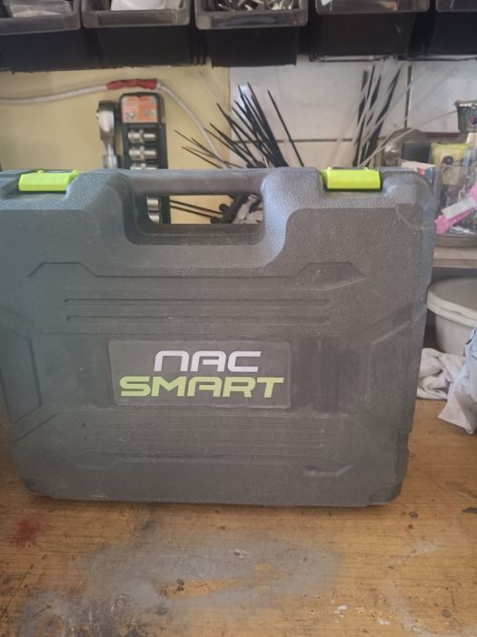 Pusta walizka po wkrętarce nac