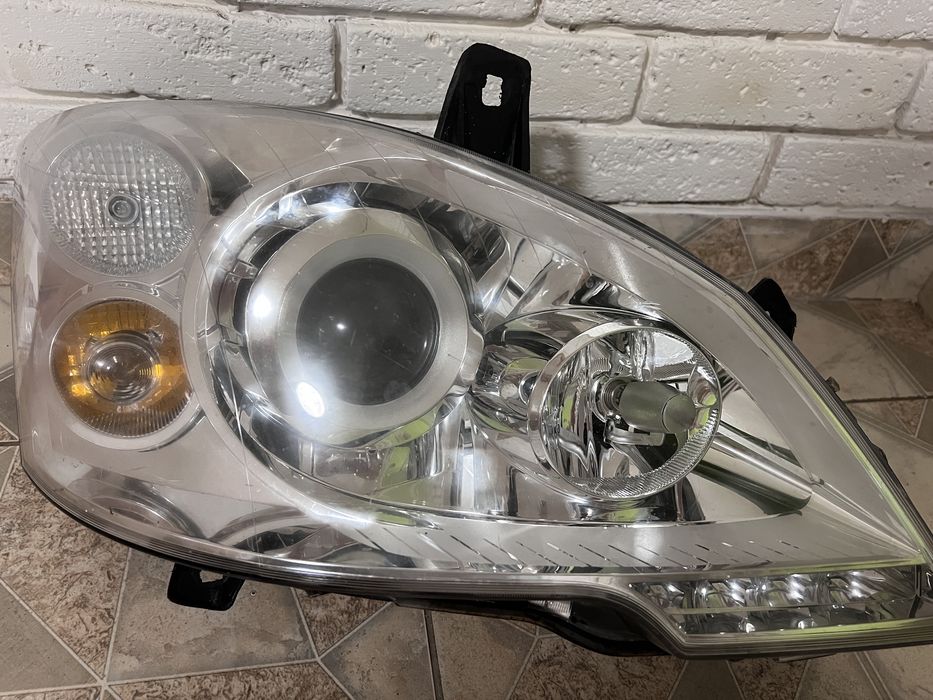 Фара права віто 639 рестайлінг