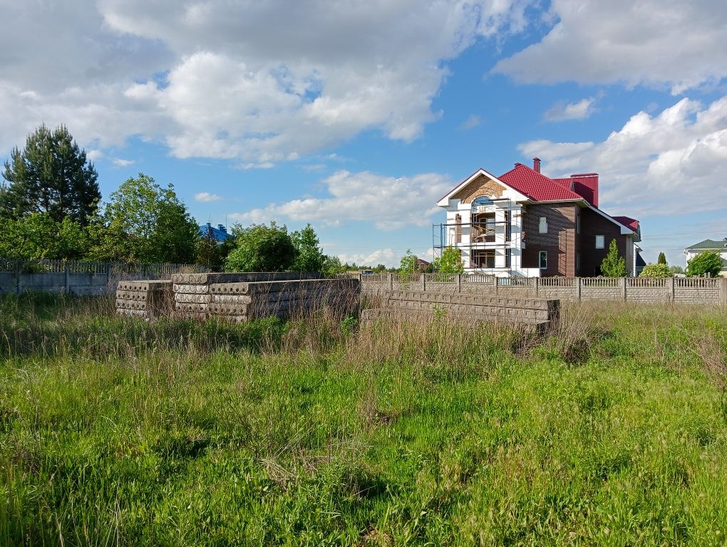 Земельна ділянка в чудовому місці