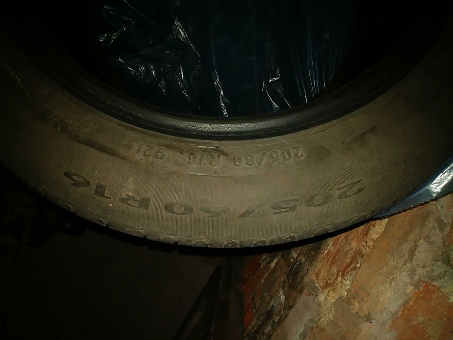 Opony Firelli 205/60 R16, 2pary