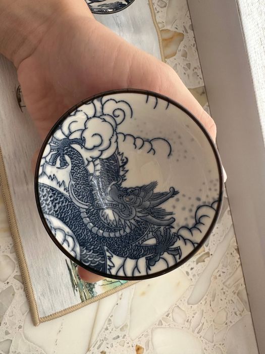 Піали для чаю з драконом