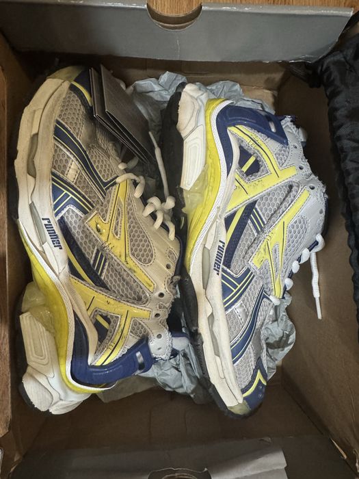 Balenciaga runner
