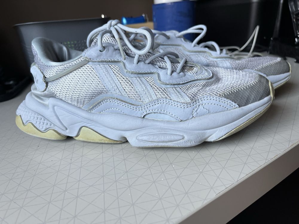 adidas  Ozweegoo