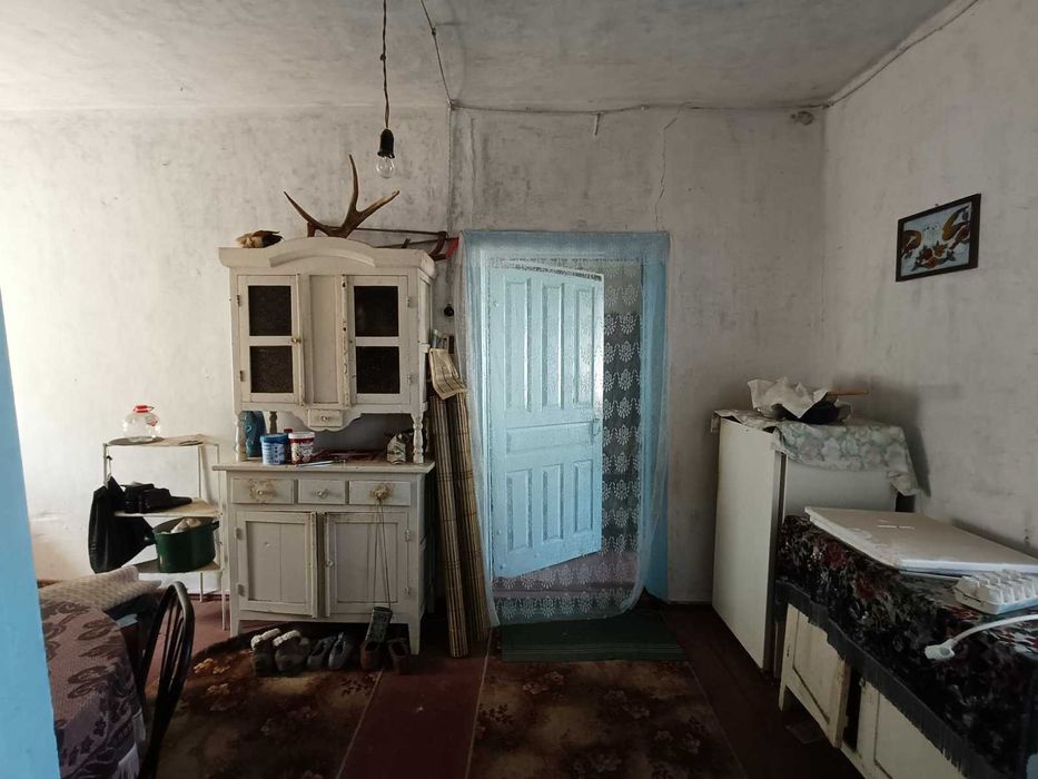 Два Будинку за ціною Одного, центр с.Мелесівка!