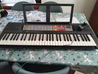 Piano marca yamaha