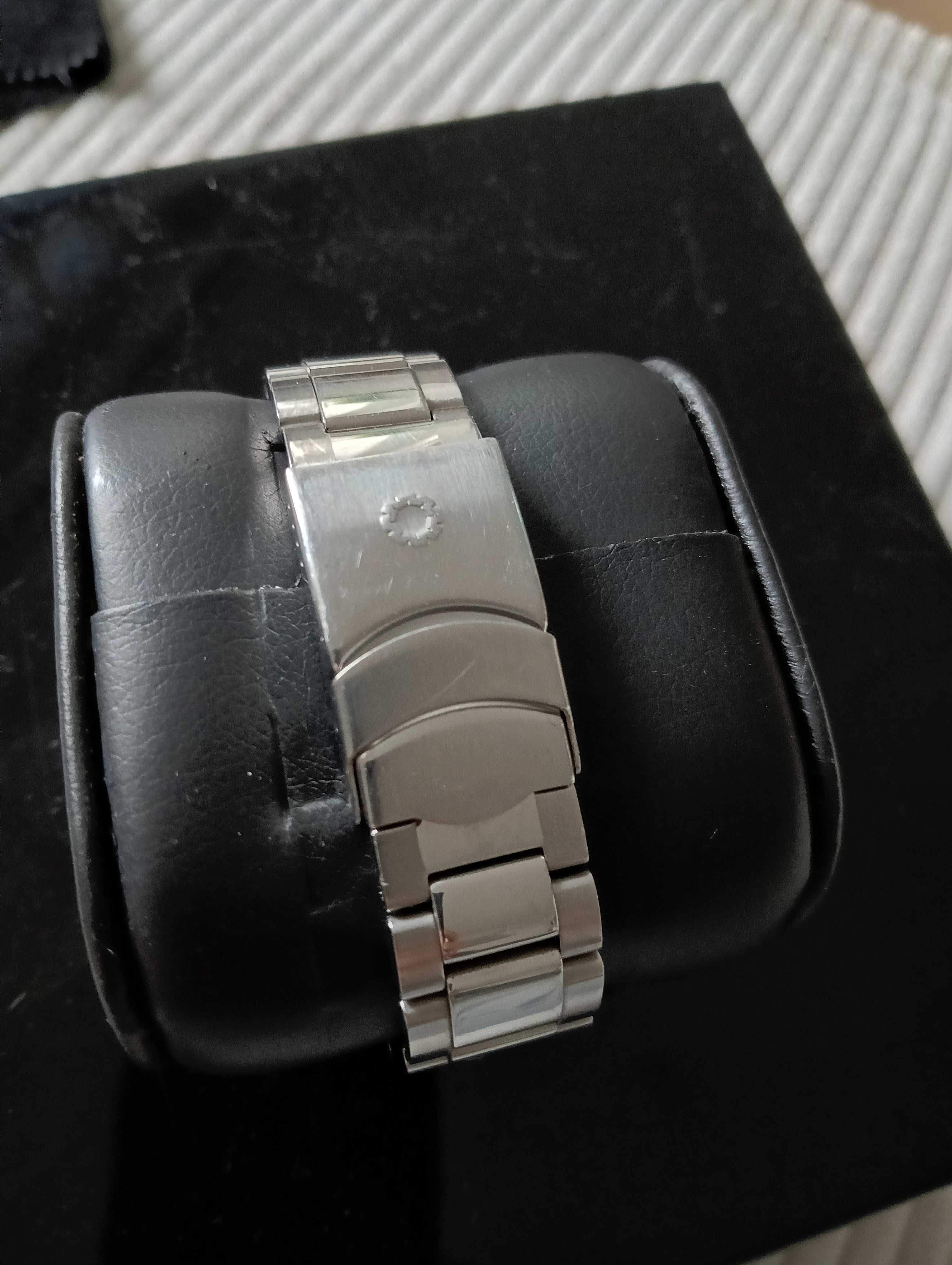 KADLOO Ocean Date GMT -43 mm automatic