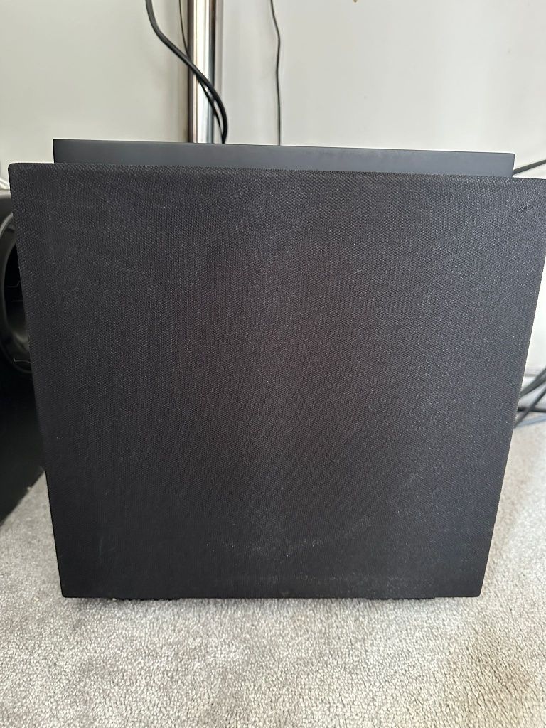 Głośniki Focal Chora 826, wzmacniacz Denon 900HNE, subwoofer Descend 8