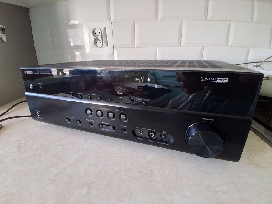 YAMAHA natural sound AV receiver RX-V373