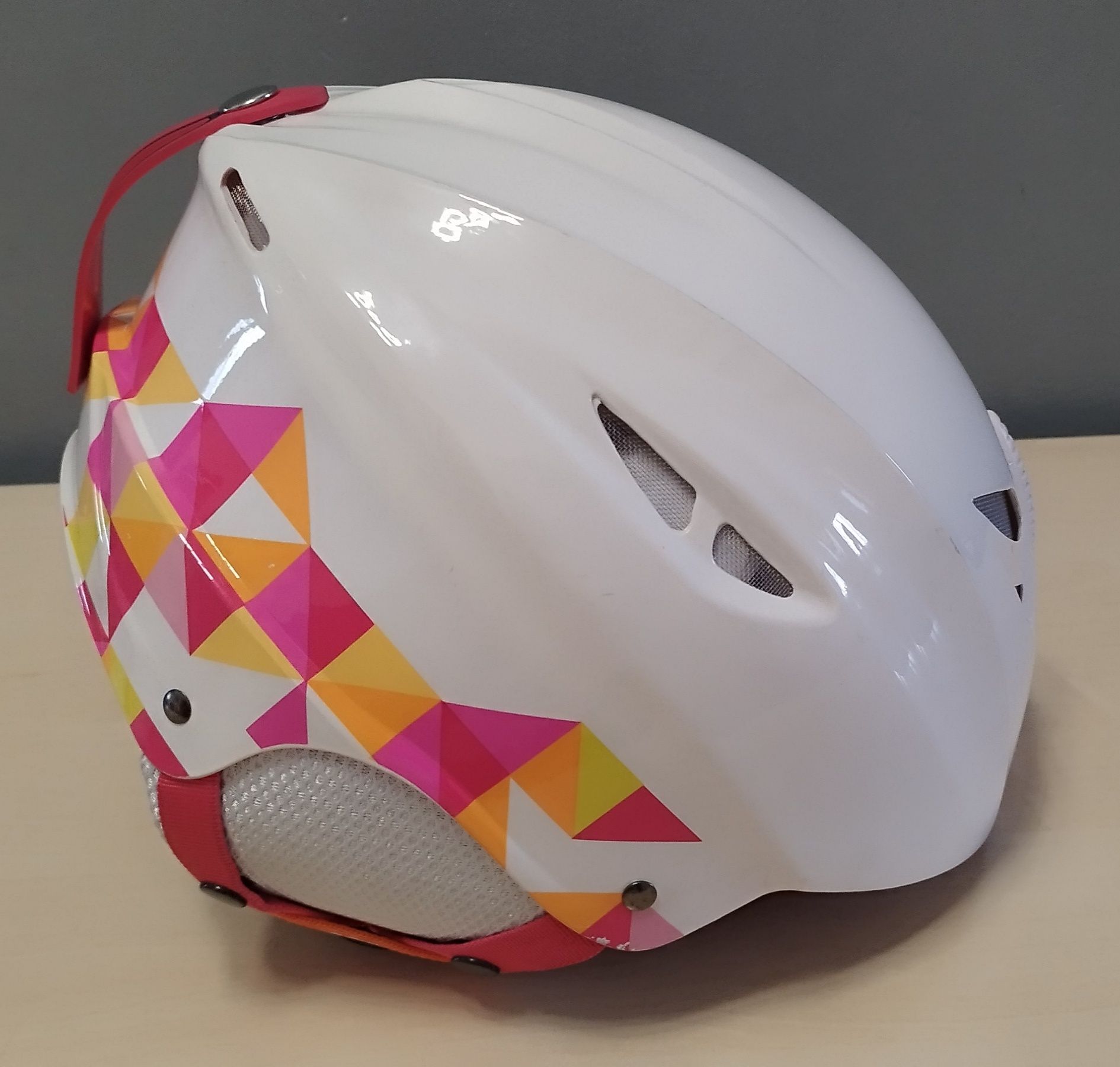 Kask dziewczęcy 4F śliczny rozm. M