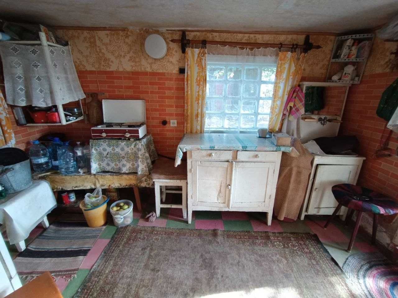 Недорого продам небольшой дом,колодец,печное отопл,кадастровый номер