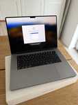 MacBook Pro 16” M1 MAX A2485 – 32 GB RAM, 1 TB 79 cykli