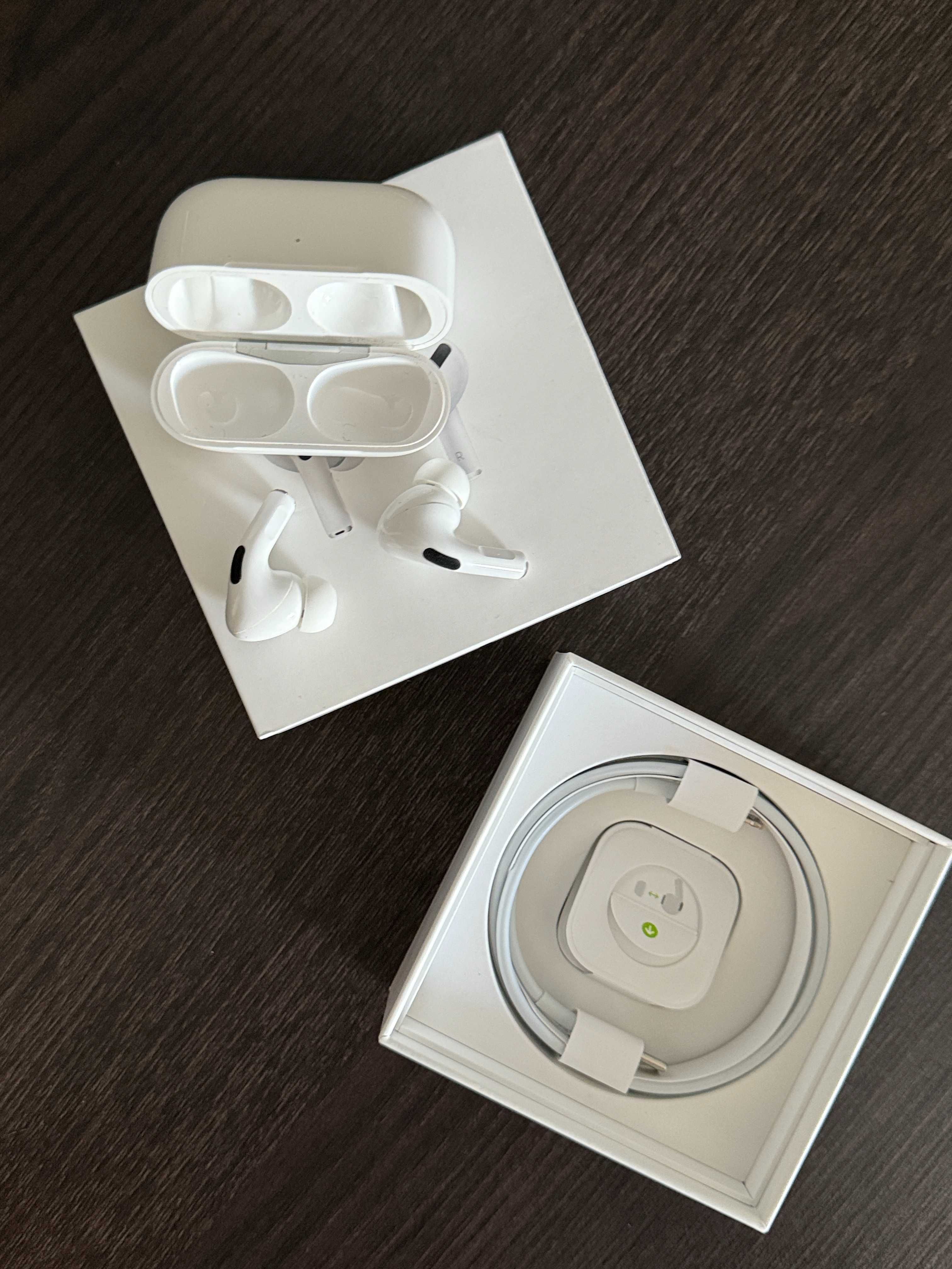 Sluchawki Apple AirPods Pro