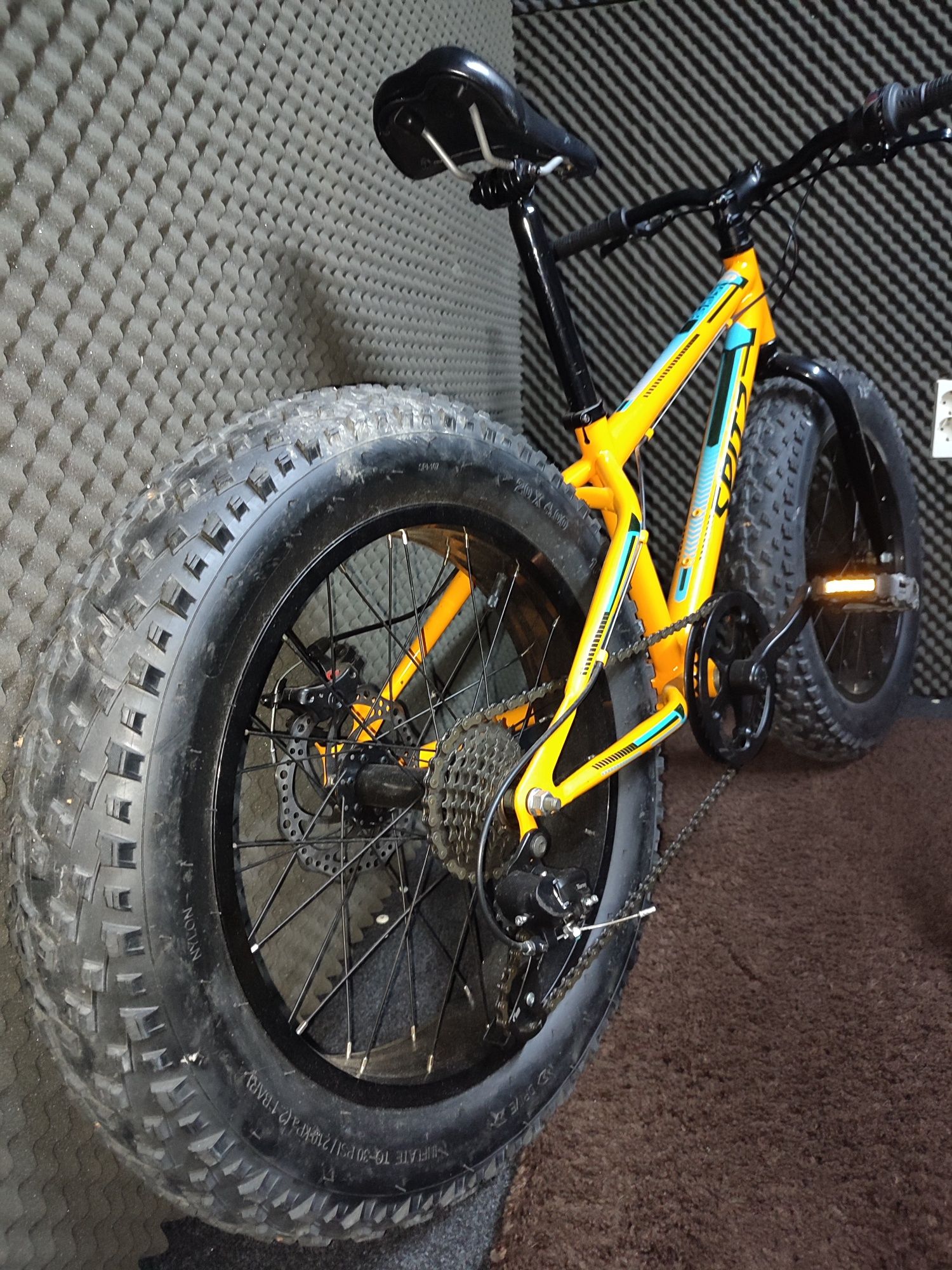 Fat bike roda 20